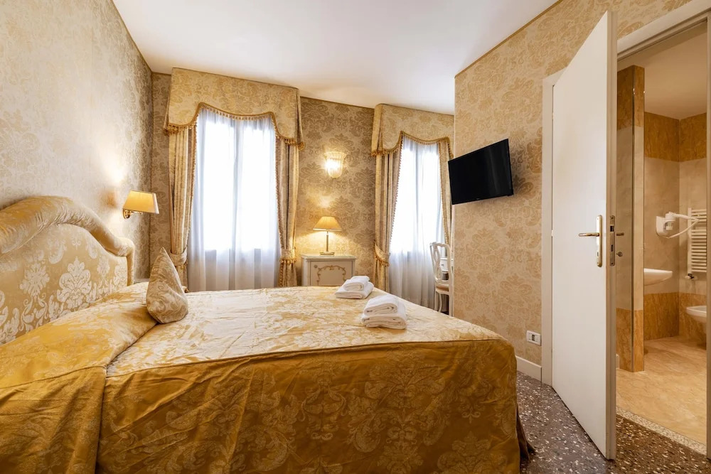 Ca di Malta Room 4 by Wonderful Italy