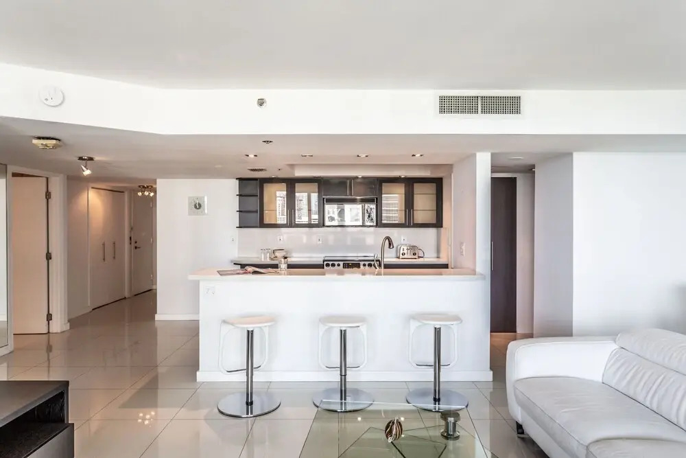 2 Bedroom Pearl in Downtown Miami