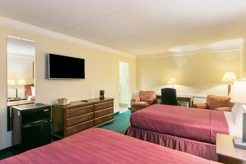 OYO Hotel Columbia SC I-20/I-26