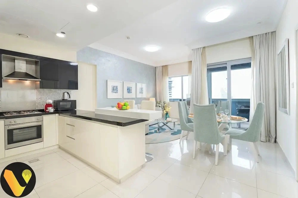 Vogue Stylish Apt Near Dubai Mall & Burj