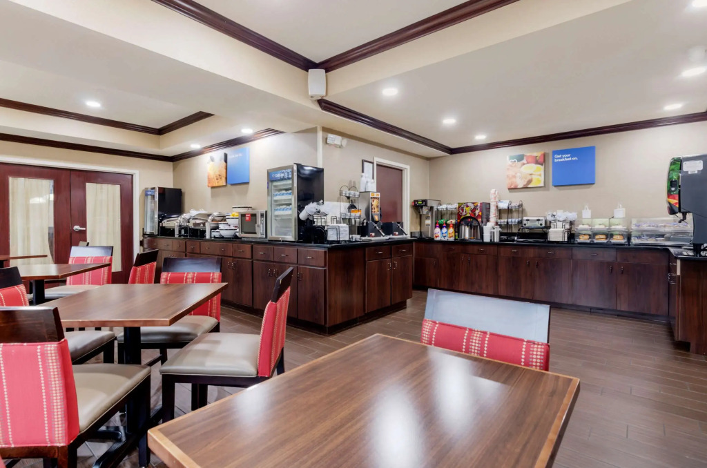 Comfort Inn & Suites Hillsville I-77