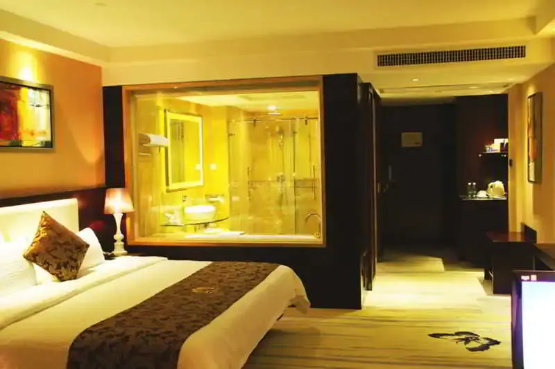Gang Run Ming Yue Hotel