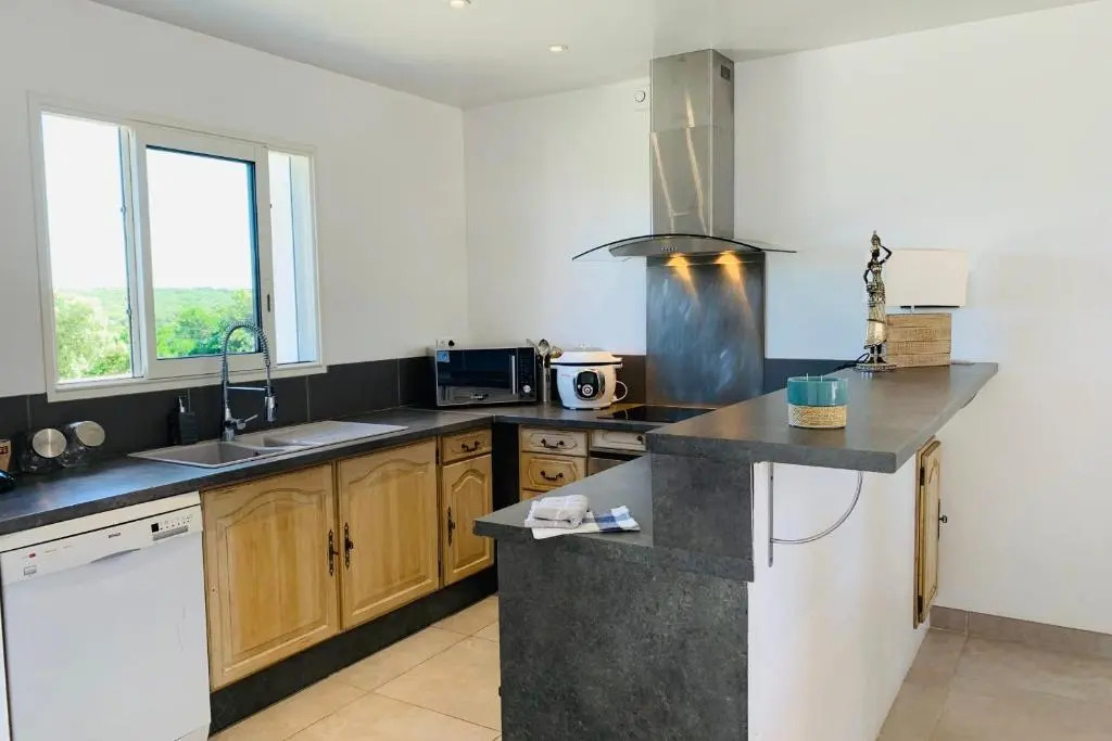 Agréable villa 3 chambres avec piscine chauffée Bonifacio