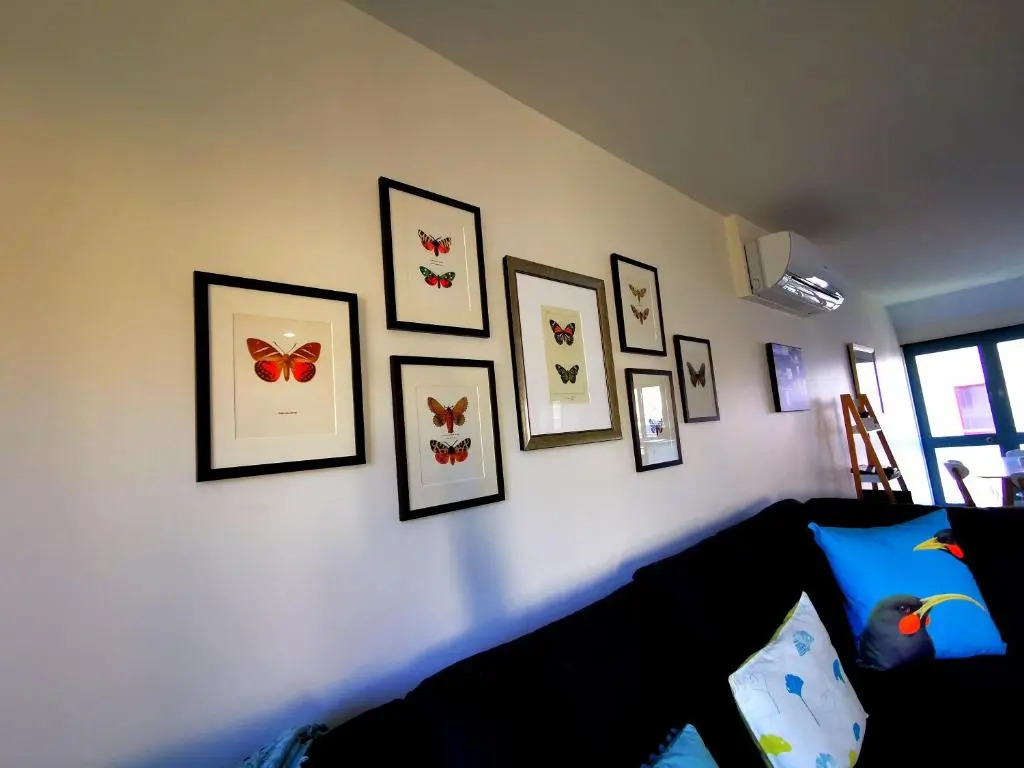 Les Troupes Apartments