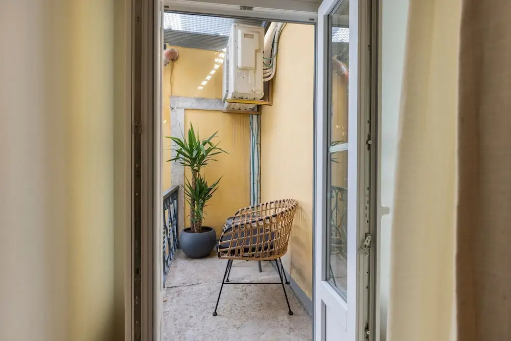 Ando Living - Augusta House