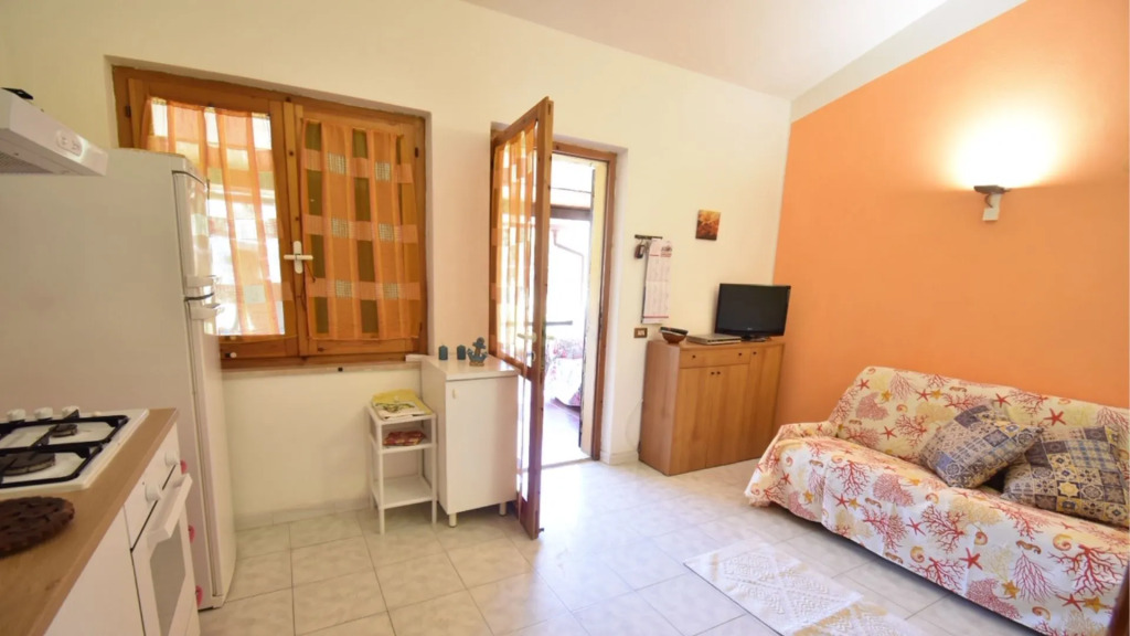 Holiday Home  near the sea-Villetta Antares