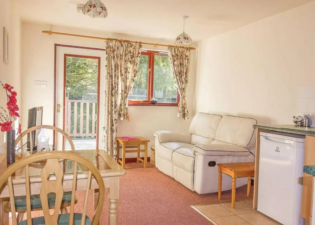 Avalon Cottages