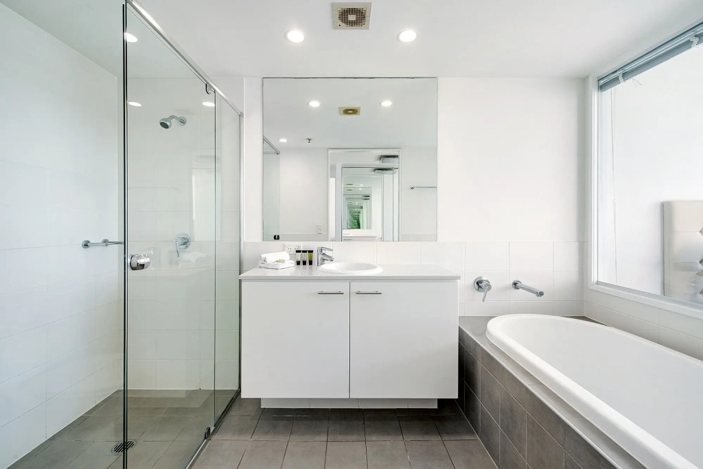 ULTIQA Freshwater Point Resort Broadbeach