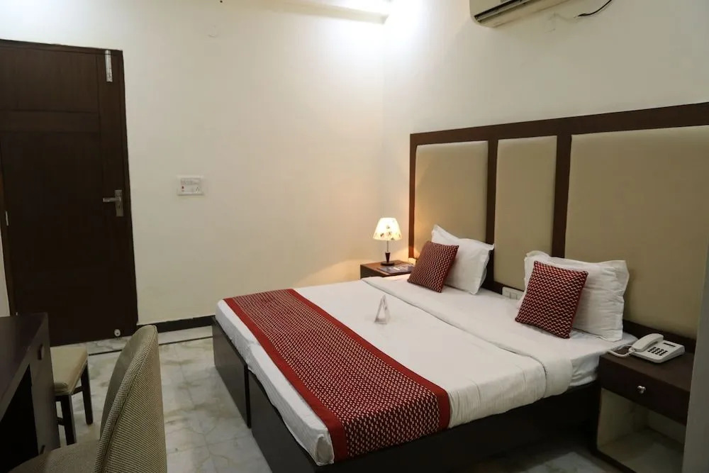 OYO 5334 Hotel Jindal Palace