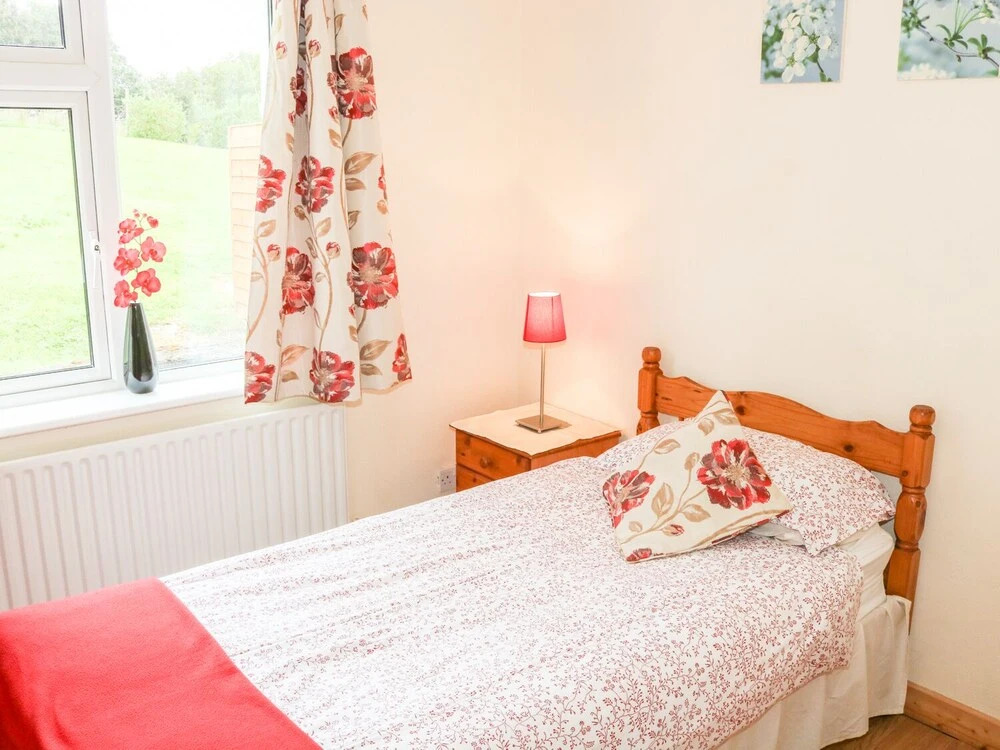 Montbretia Cottage