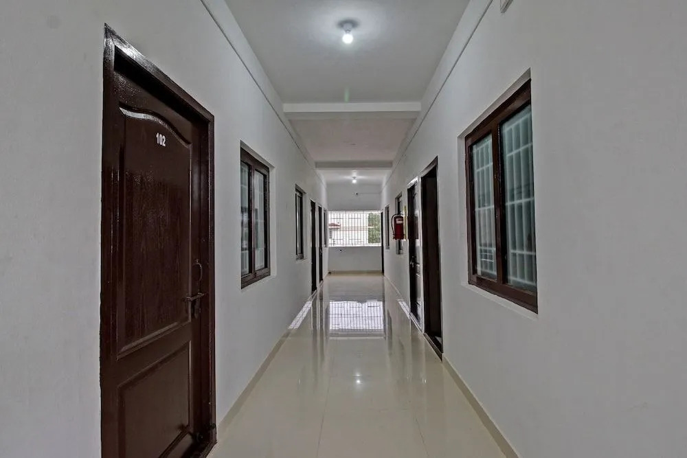 Oyo 45997 Gsn Residency