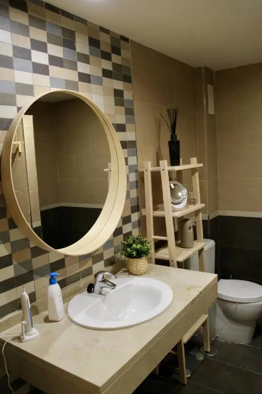 2303-Huge 2 Bedrooms Apt with Sea View