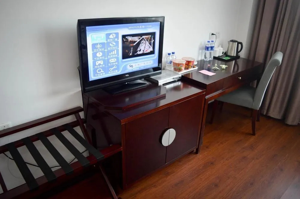Qianyuan Jingyang (Eastern King) Hotel
