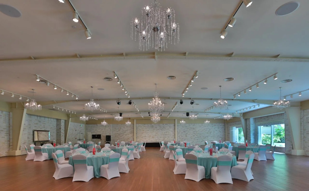 Guam Plaza Resort