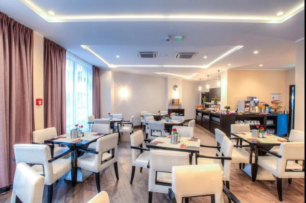 Skyline Hotel