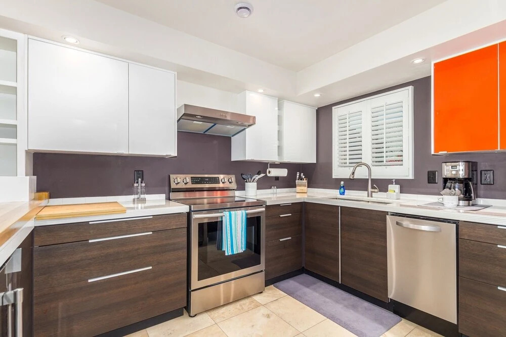 New Listing! Modern Scottsdale Townhouse! Close to Everything! by Redawning