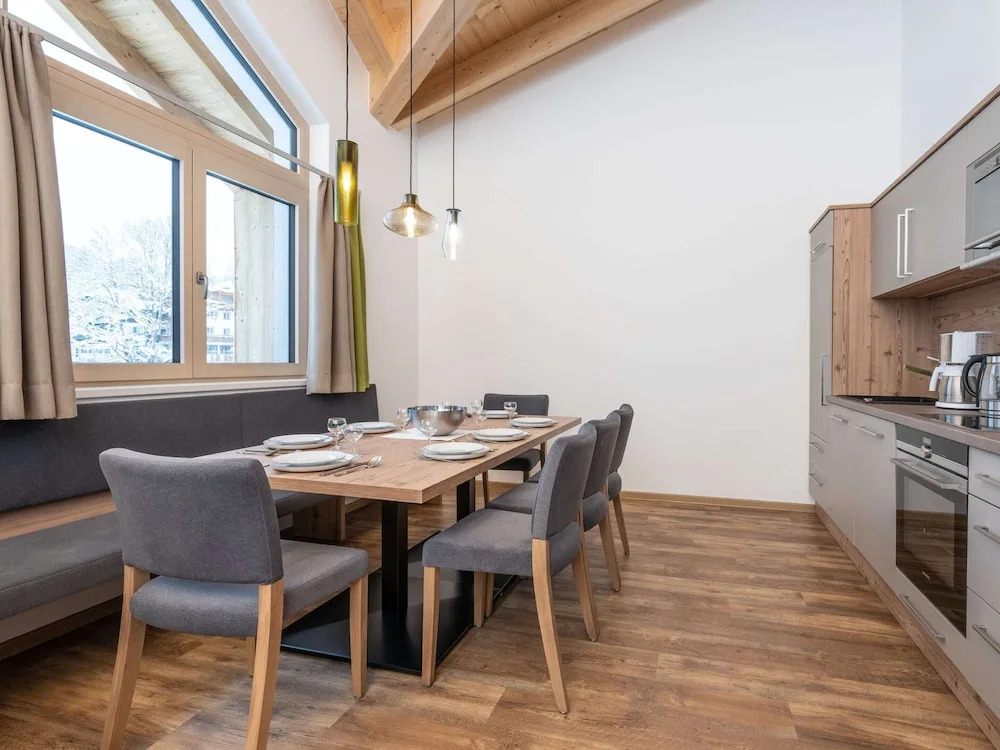 Chalet in Saalbach near Ski Lift and Sauna