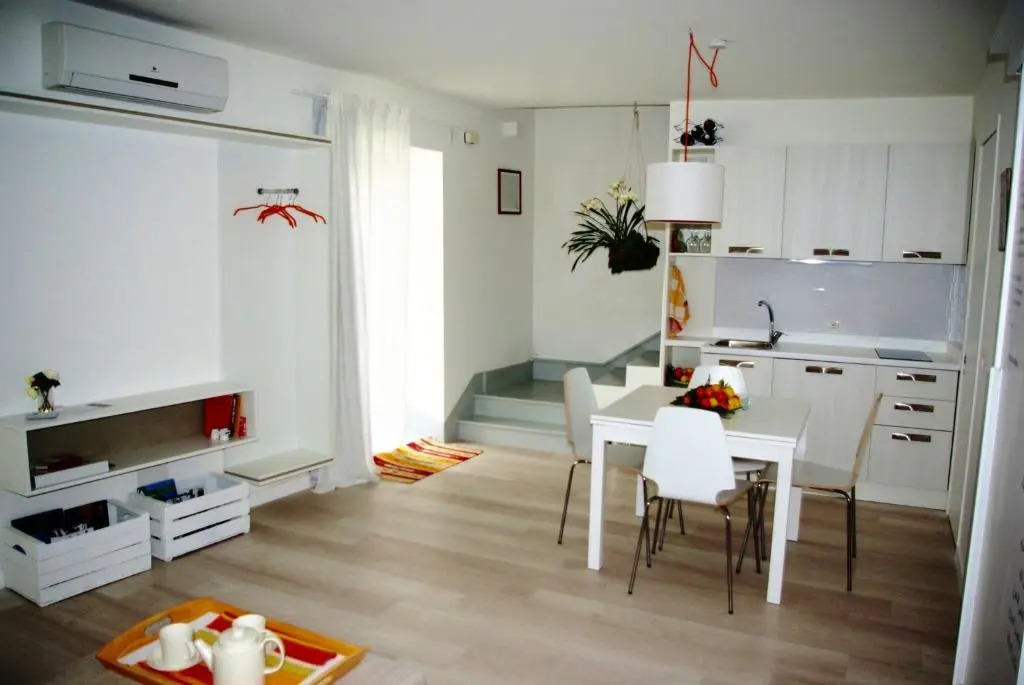 Community Rooms & Wine