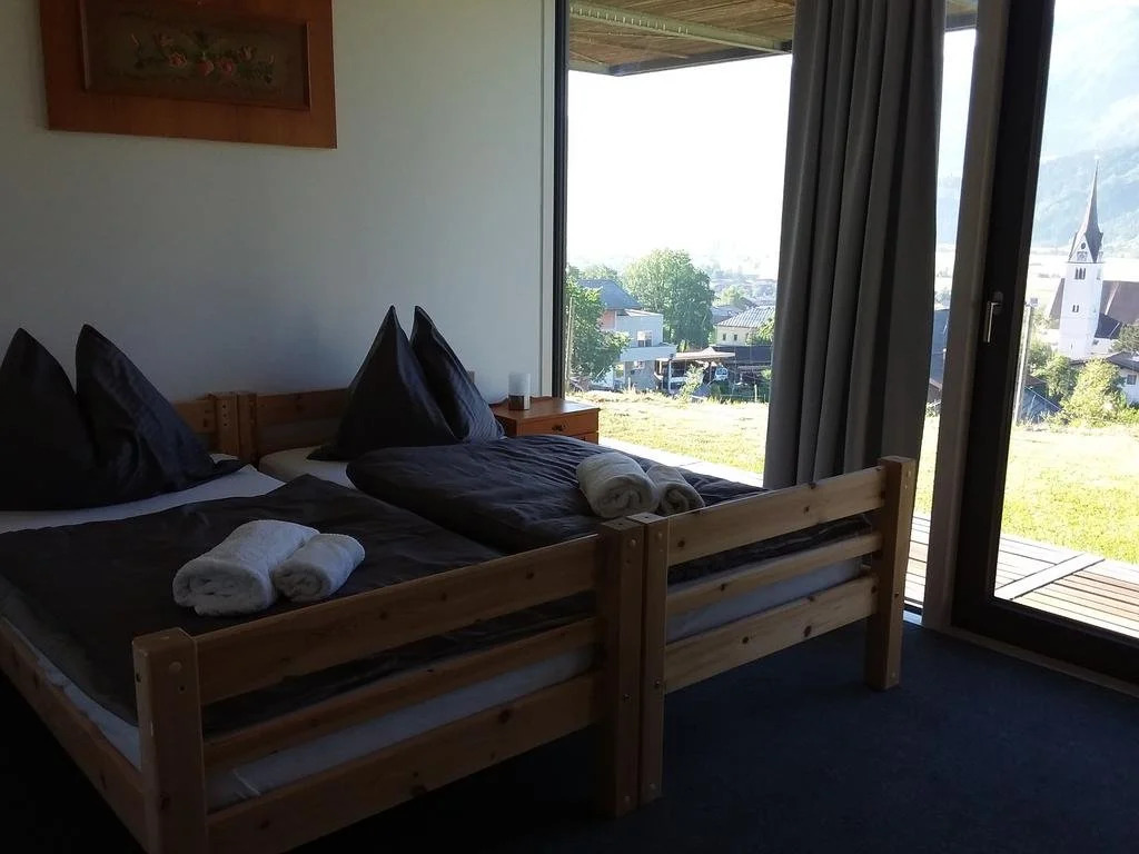 Glas House - Design Holiday Home