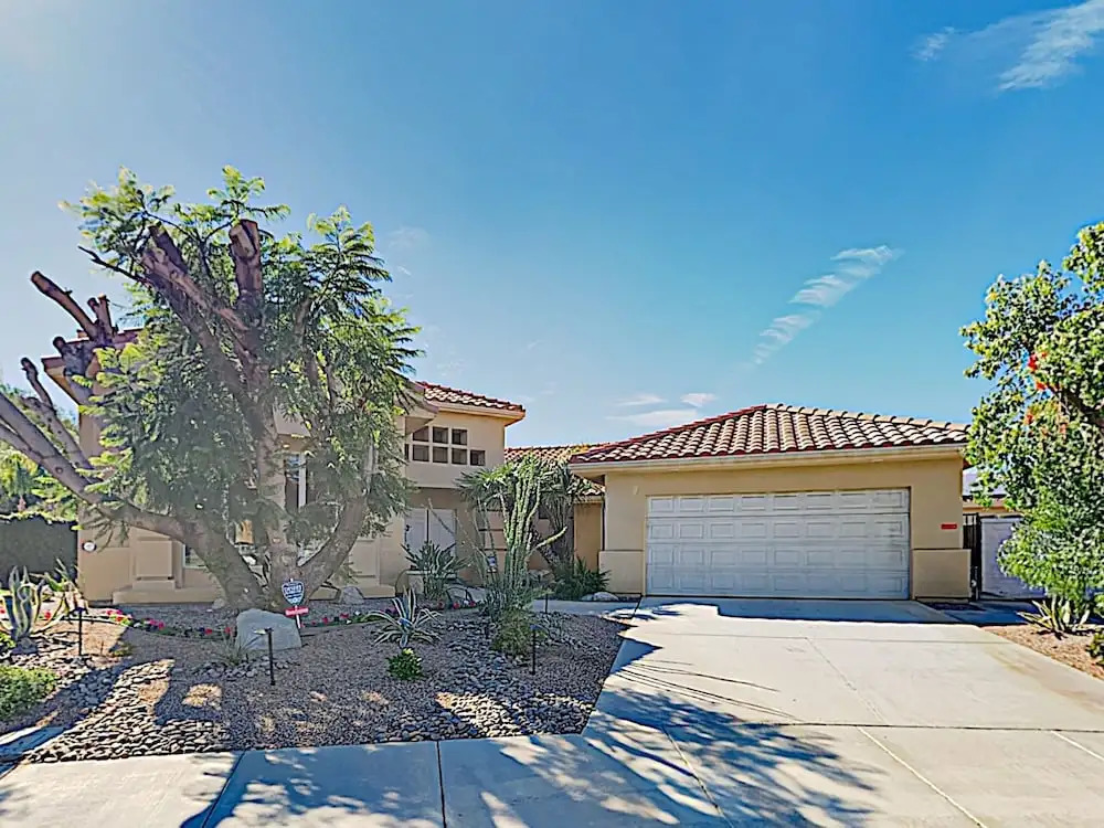 Entertainer's Paradise W/ Resort-style Pool & Spa 3 Bedroom Home
