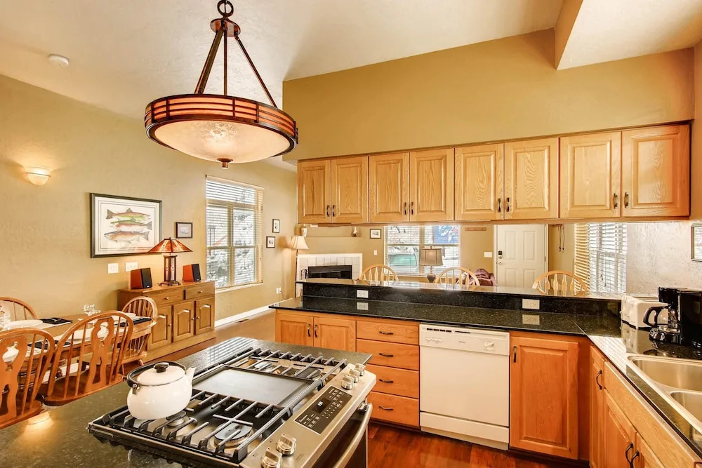 OLD TOWN RETREAT home