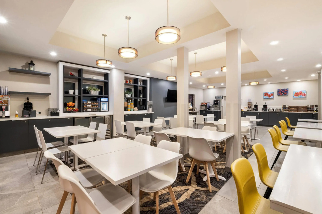 Microtel Inn & Suites by Wyndham Mont Tremblant