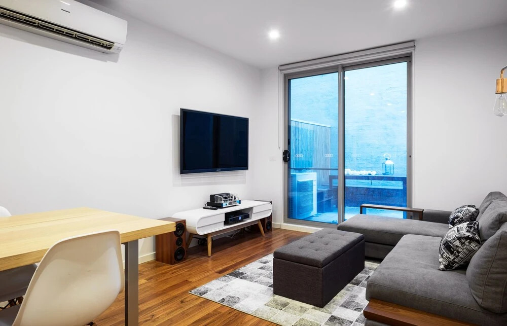 Roomerang at Aquila Fitzroy