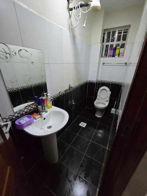Lux Suites Astrol Apartments Garden City