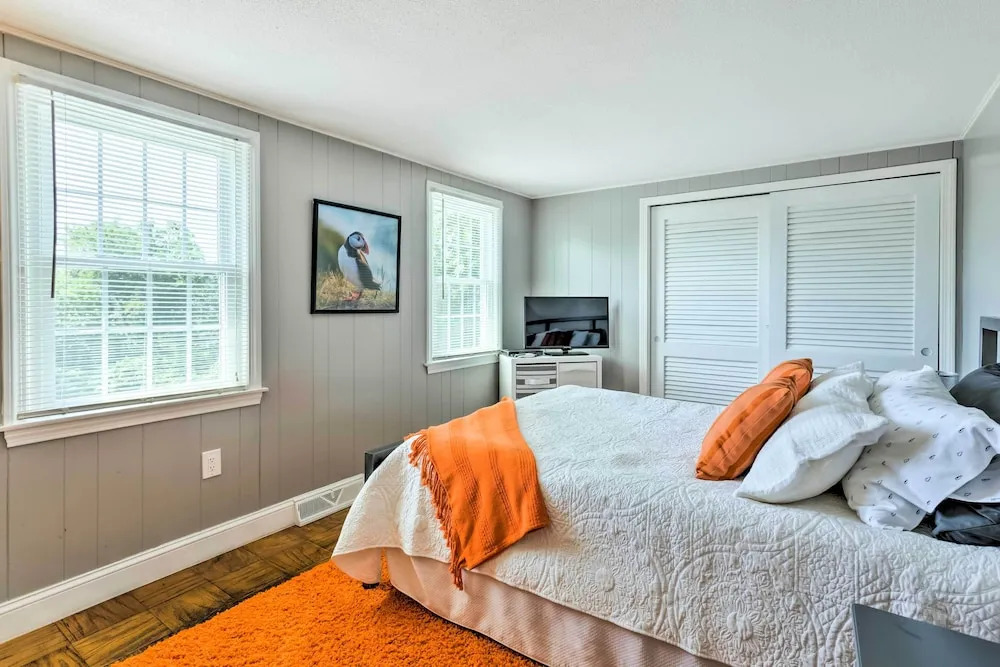 Fantastic Plymouth House w/ Deck & Ocean Views!