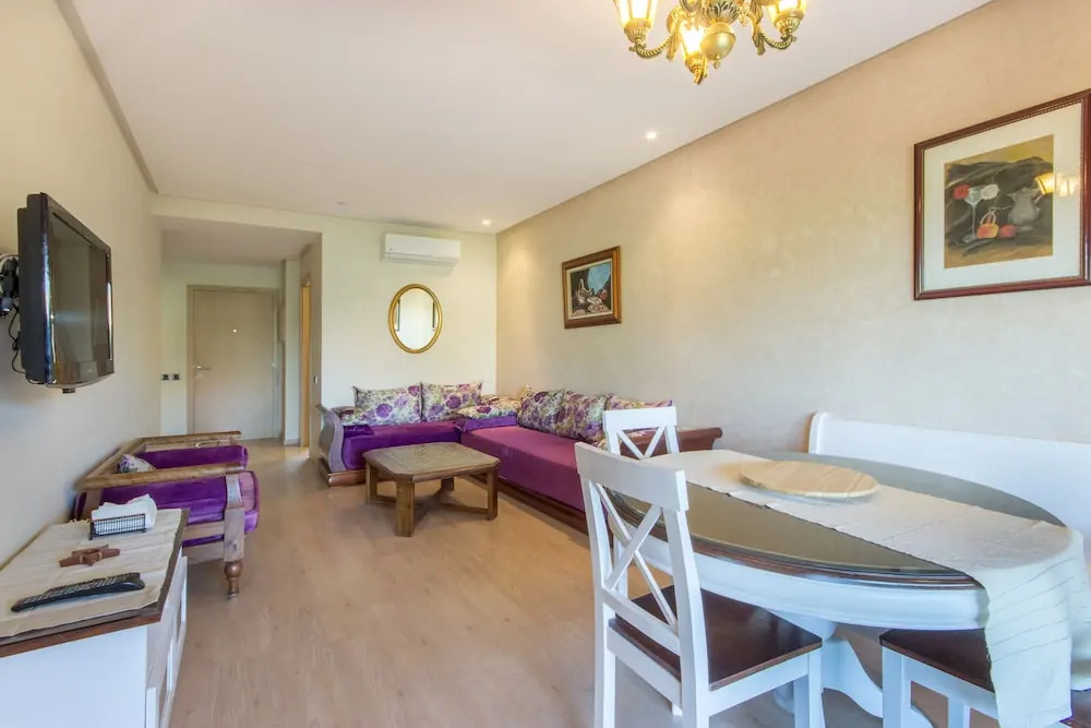 Family Relaxation in Prestigia Opale