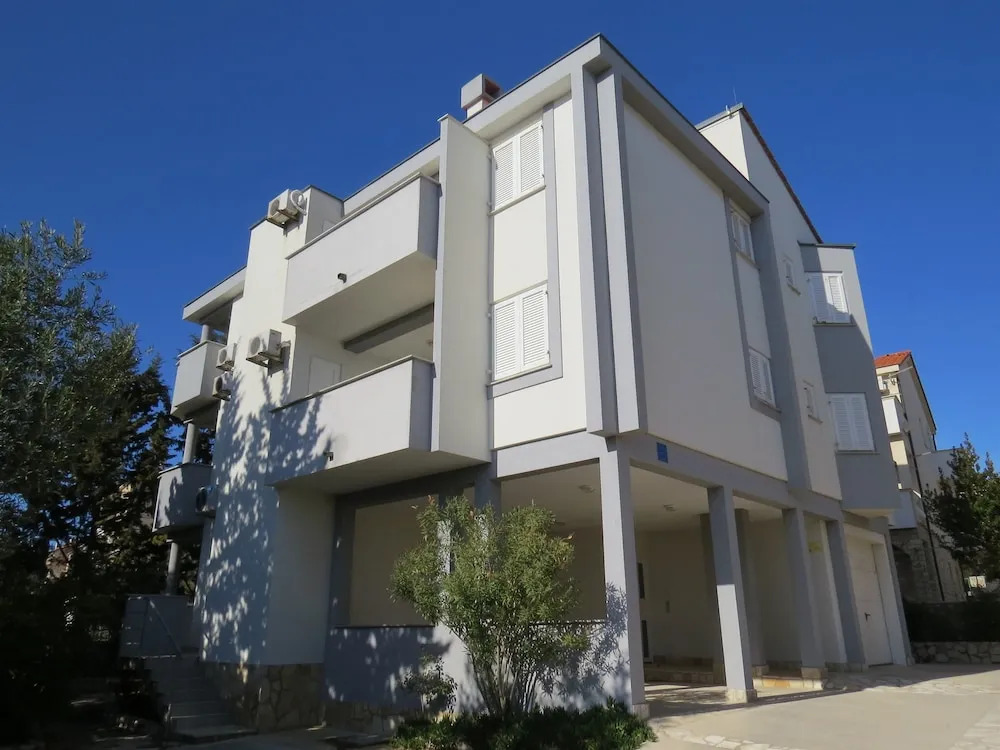 Apartments Danijela