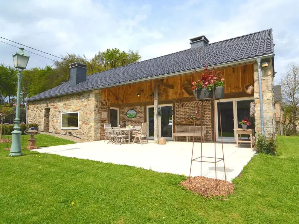 Beautiful Stone Cottage With Panoramic Views
