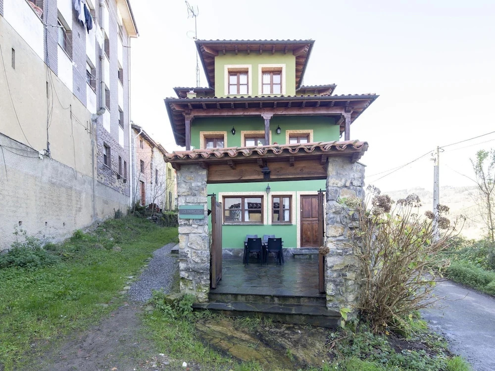 Lovely Apartment in Colunga near Sea Beach