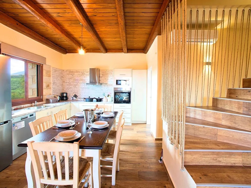 Luxurious Villa With Swimming Pool in Kavallos Greece