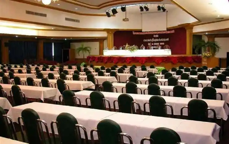 PathumThani Place Hotel