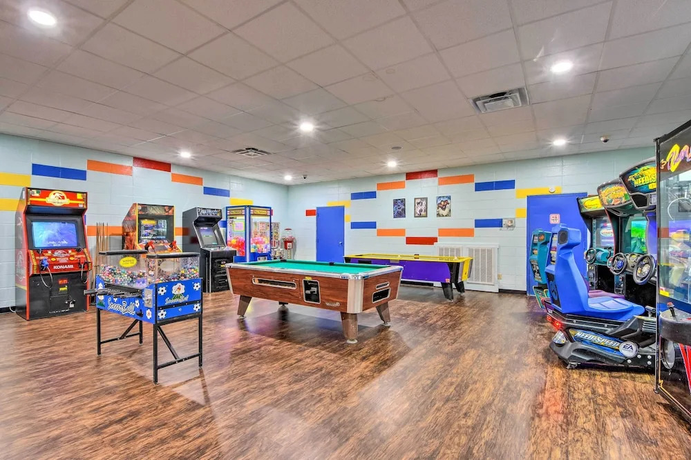 Ellijay Retreat w/ Access to Community Pools!