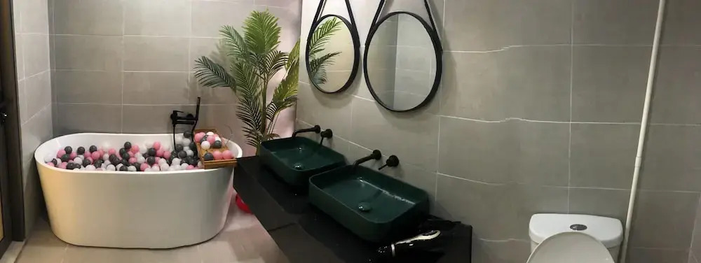 Homestay SeaView Nha Trang - Host by Tung Nguyen - Book Tour & Full Service