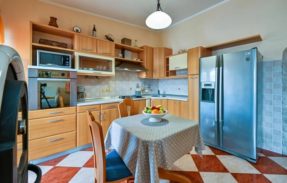 Awesome Home in Pag With Wifi and 3 Bedrooms