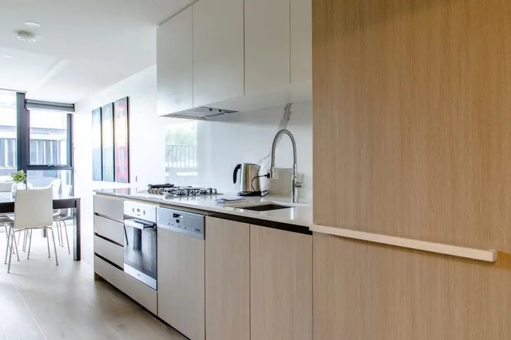 Modern 1 Bedroom Apartment in North Melbourne