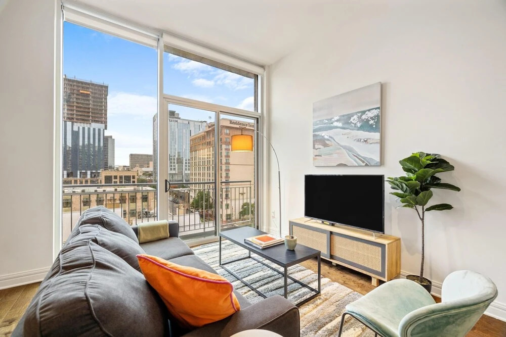 Austin Central 2BD 2BA Apartment