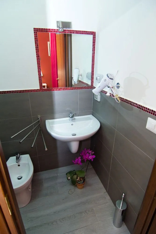 B&B Tifeo