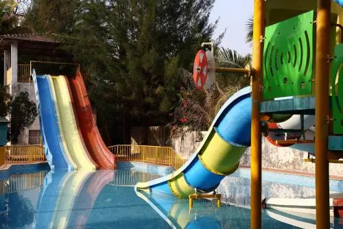 Pinewood Resort