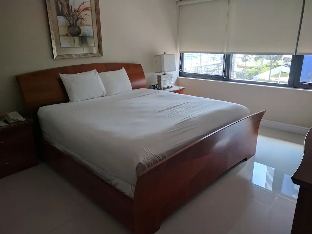 Alexander by Design Suites