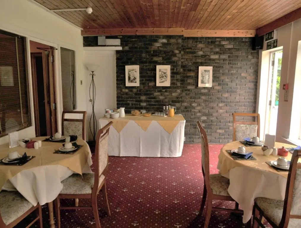 Wimblehurst Hotel