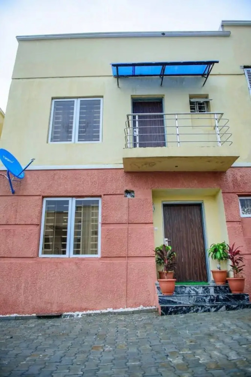 Inviting 1-bed Apartment Located in Abuja