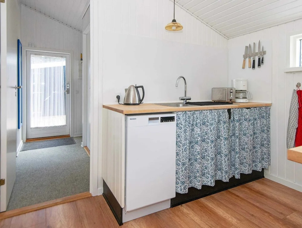 6 Person Holiday Home in Grenaa