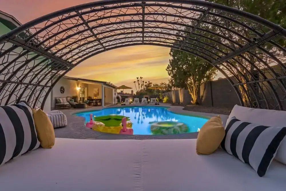 Casa Paradiso Pool Firepit Al-fresco Living