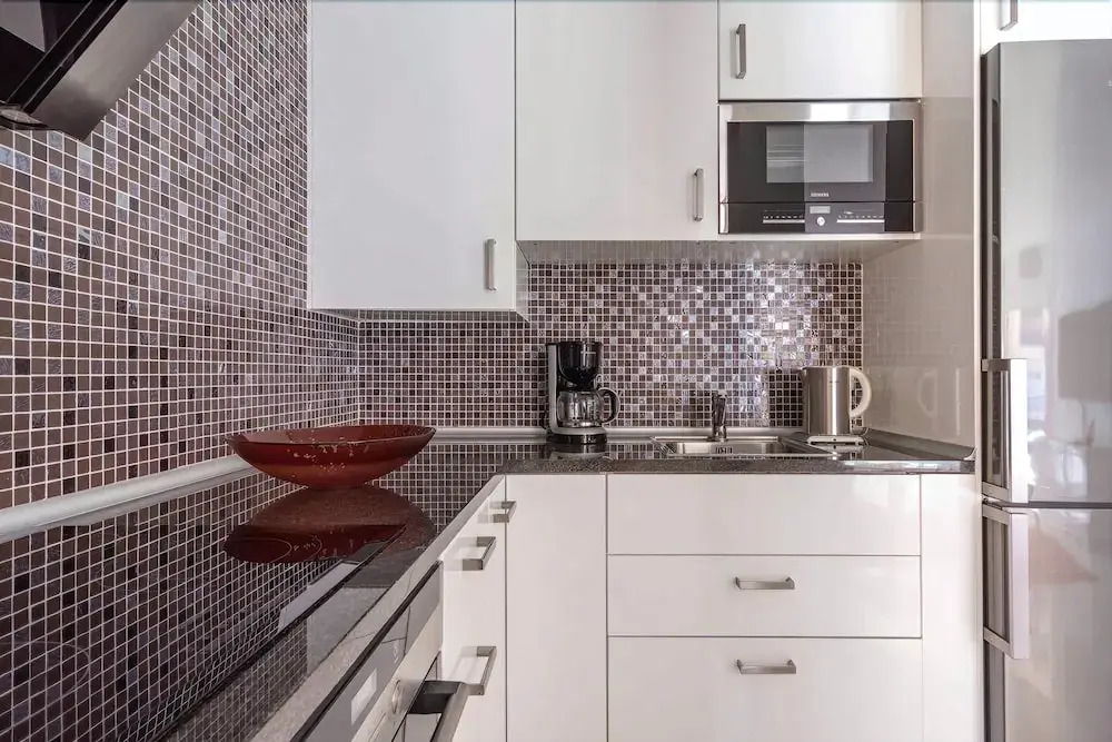 Lovely Beachfront Apartment Ref 88