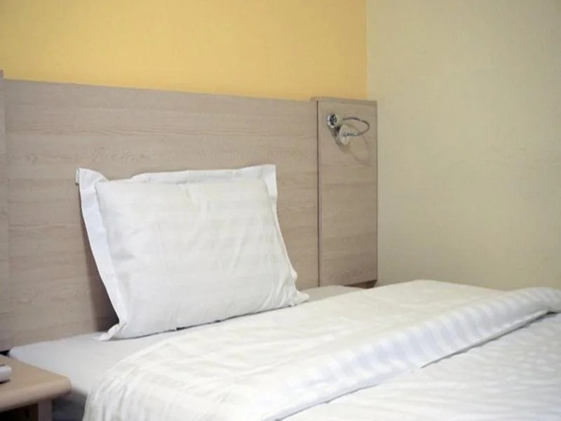 7Days Inn Beijing DaXing Huangcun Qingyuan Road Subway Station