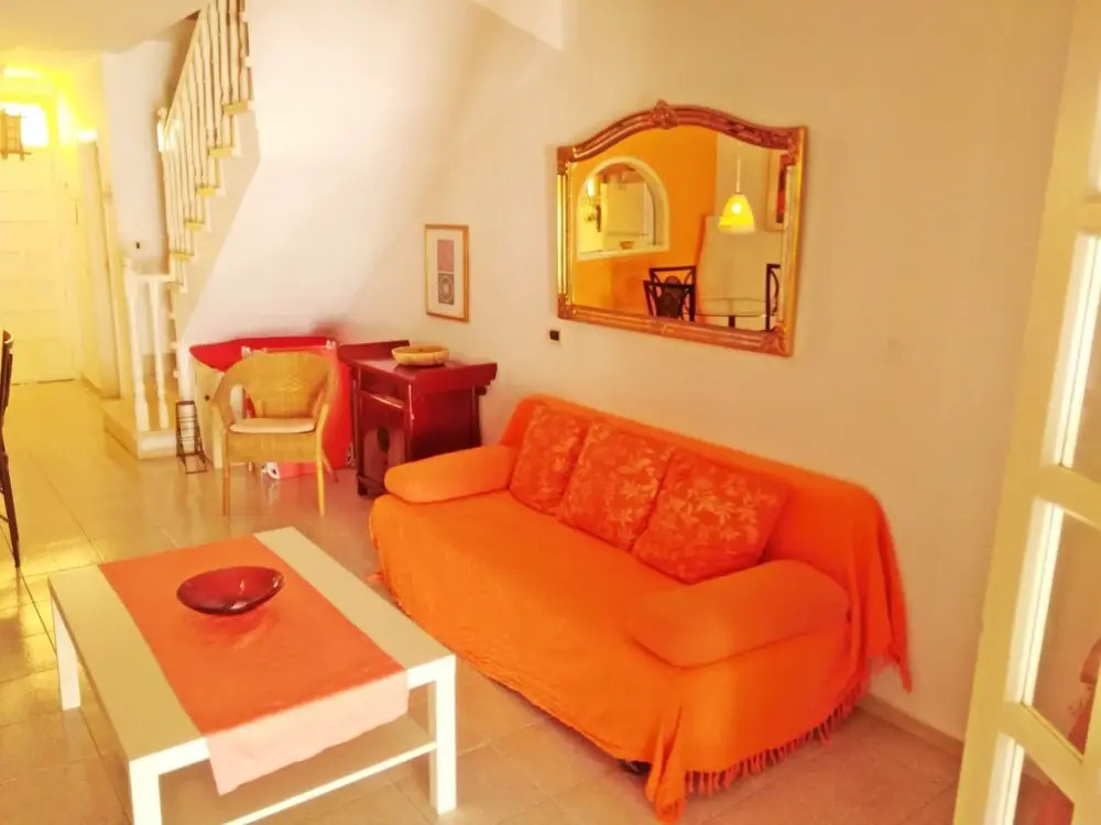 Well Maintained House in Chayofa With Pool